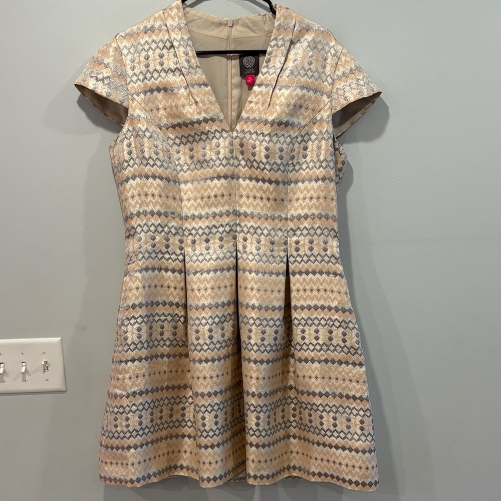 Vince Camuto Beige and Gray Patterned Mini Dress
